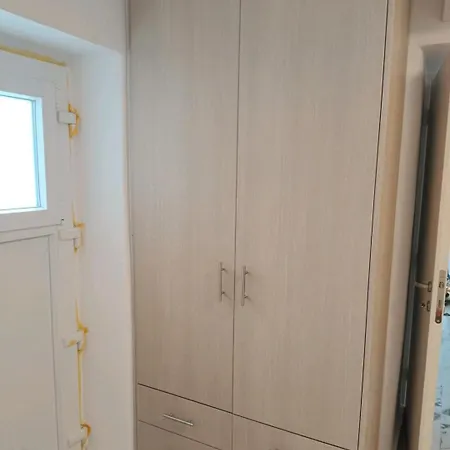 Διαμέρισμα Mitropolis