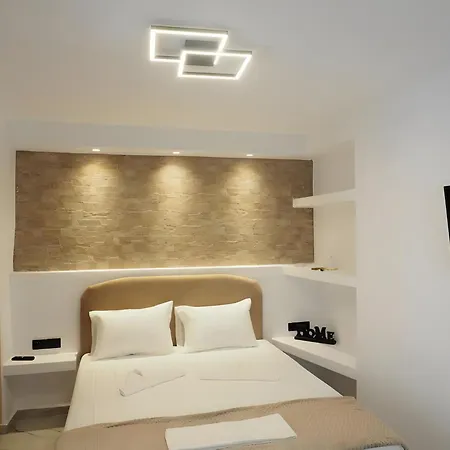 Mitropolis Naxos City