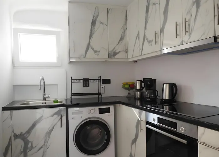 Mitropolis Naxos City